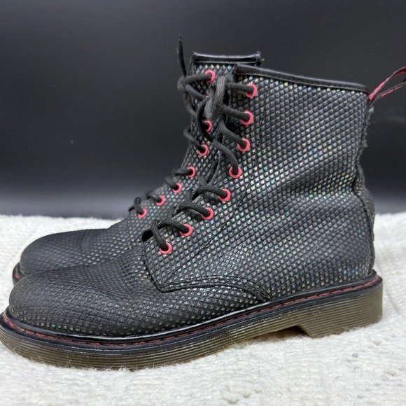 Dr. Martens Delaney Black Snakeskin Women’s 6 EU 37 Iridescent Mermaid Pink - Picture 4 of 8